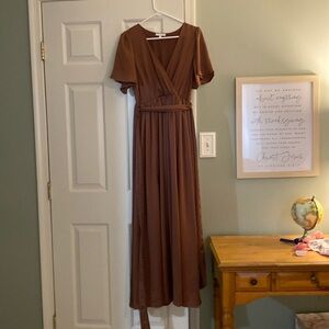Mauve brown sleeved flowing dress